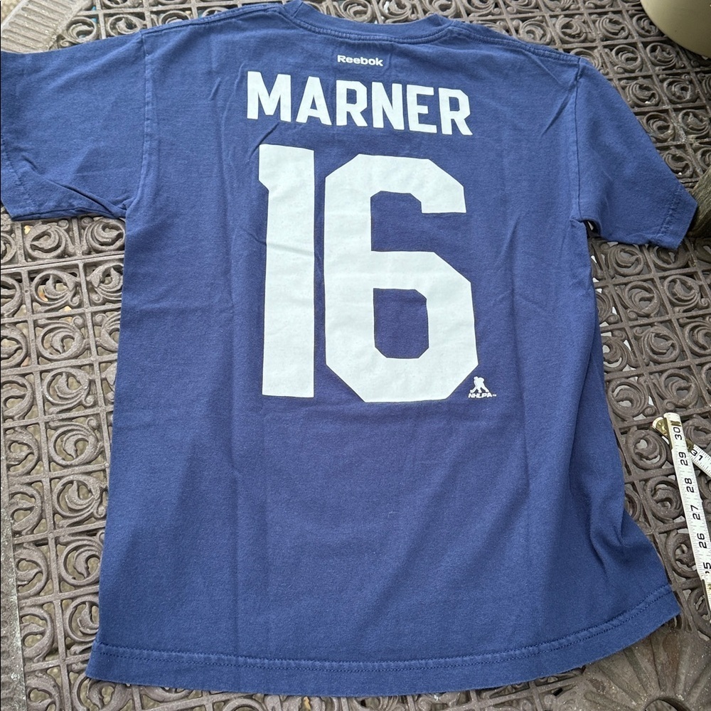 Toronto Maple Leafs Marner #16 Reebok Navy Blue 100% Cotton T-Shirt. Medium - Picture 4 of 4